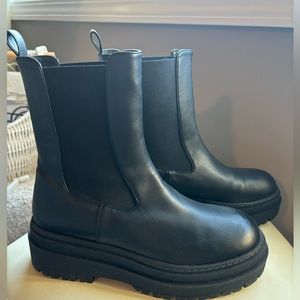 Good American Combat boots - Size 9